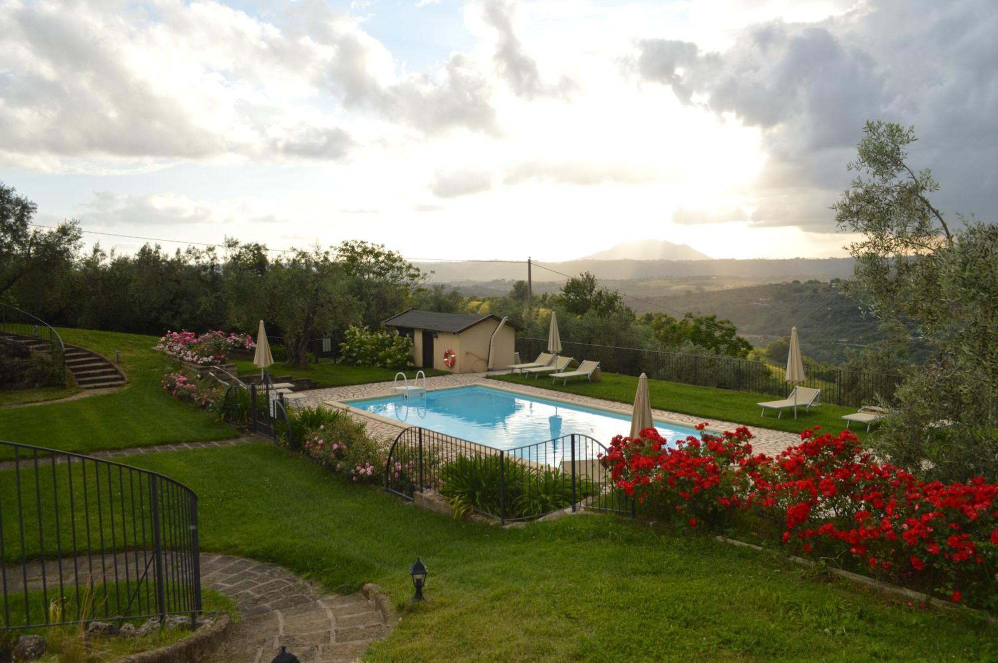 Villa Collebelvedere - Near Rome With Home Restaurant Fara in Sabina Extérieur photo