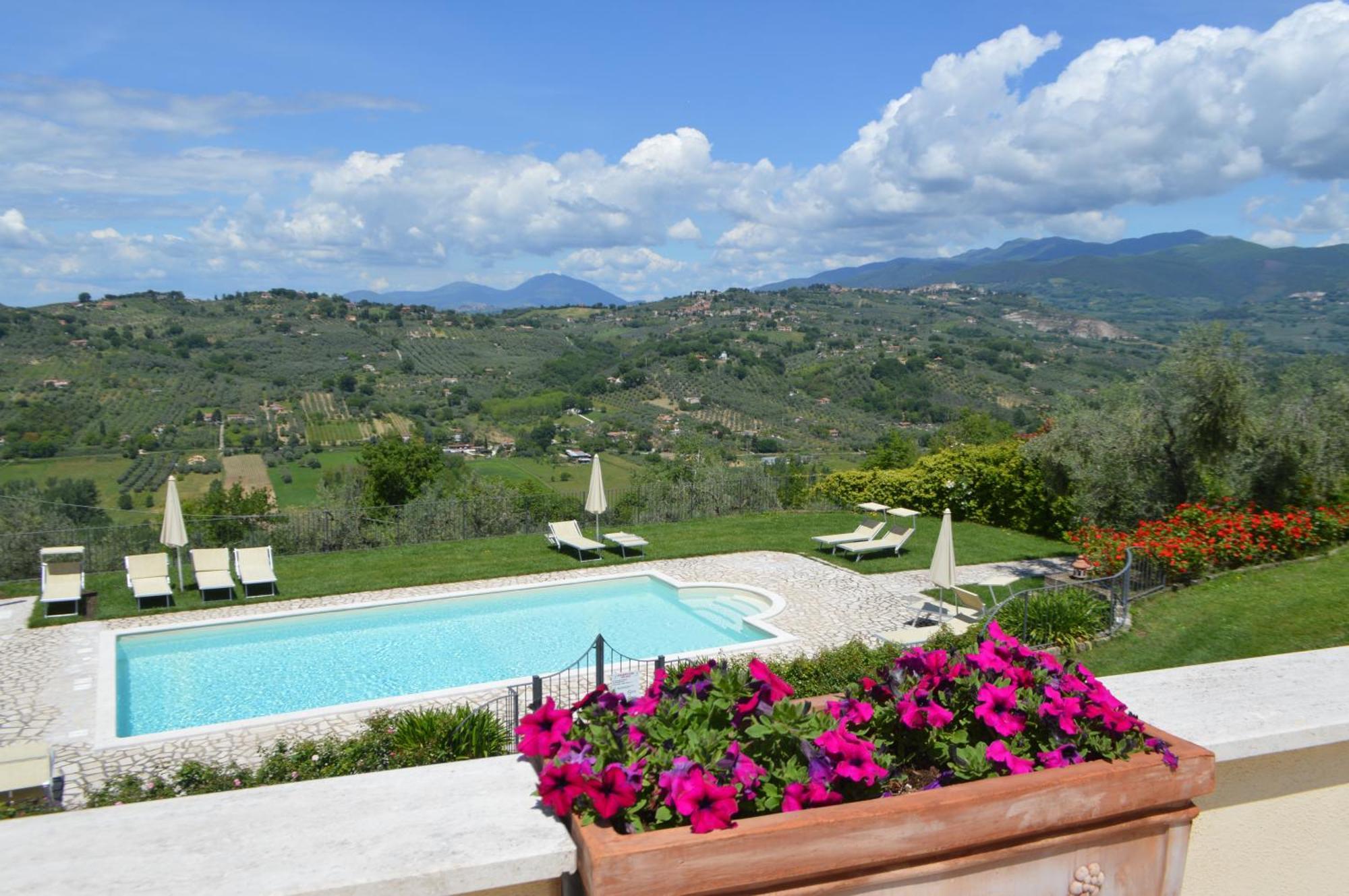 Villa Collebelvedere - Near Rome With Home Restaurant Fara in Sabina Extérieur photo